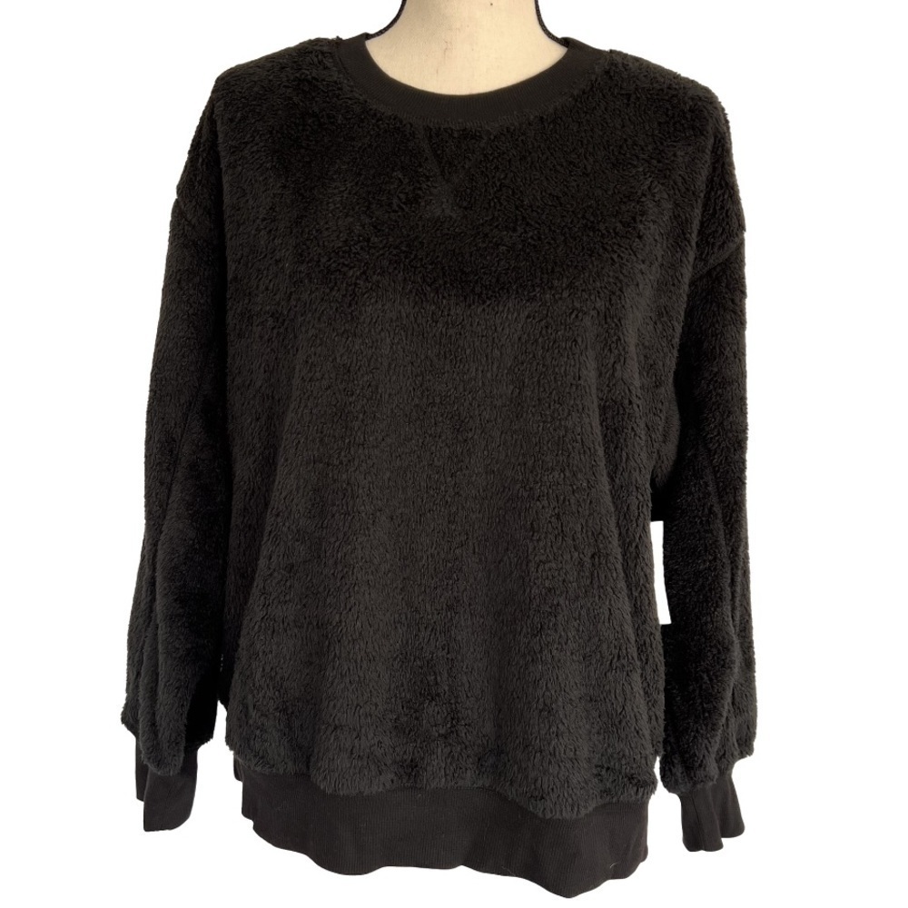 NWT Women’s Style & Co Black Sherpa Crewneck, Medium​​​​